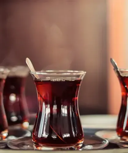 Bayram sofralarının ardından içilen çay sanıldığı gibi değil! Eşrefpaşa Hastanesi diyetisyeni açıkladı!