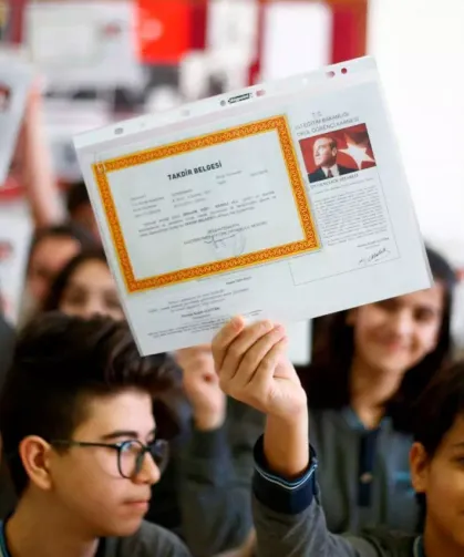 Okullar ne zaman kapanacak? 2026 yaz tatili ne zaman başlıyor? Karneler hangi gün verilecek?