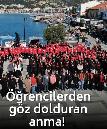 Lise öğrencilerinden özel anma: İstiklal Marşı Foça sokaklarında yankılandı!