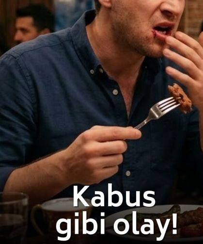 Restoranda kabus gibi olay! Yemeğinden çıkan böcek dudağını ısırdı!