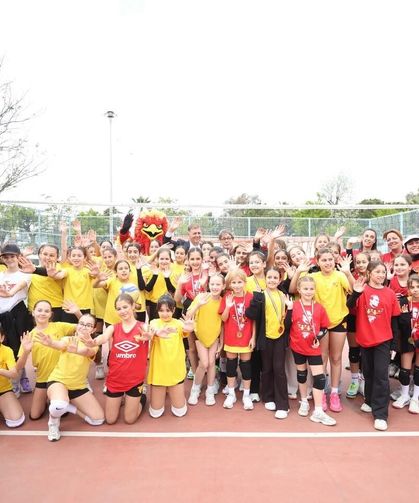 Göztepe 23 Nisan'ı farklı karşıladı! İşte renkli anlar