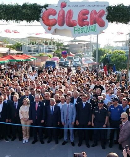 İzmir’in en lezzetli festivaline 1 milyonluk rekor katılım!