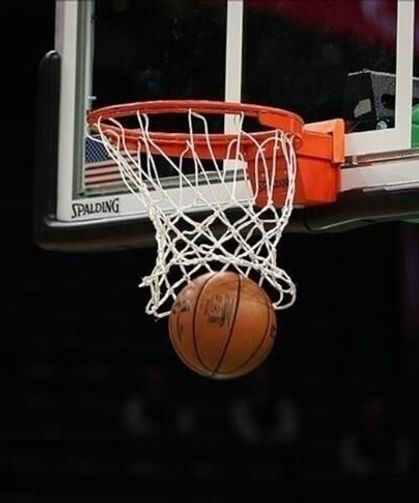 NBA'de New York Knikcs için finale bir adım kaldı! Seride 3-0 öne geçtiler