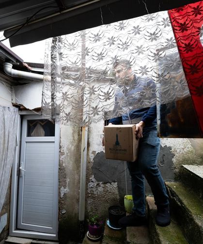 Büyükşehir'den örnek 'sosyal dayanışma ağı': İzmir'de dar gelirli vatandaş nefes aldı