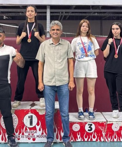 Muaythai Şampiyonası’nda İzmir rüzgarı!