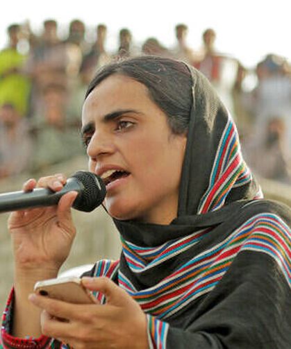 Pakistan'ın dünyaca ünlü insan hakları aktivisti Mahrang Baloch'a ömür boyu hapis!