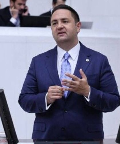 CHP'de Kılıçdaroğlu yönetimine rest: Umut Akdoğan'dan "Siz beni atamazsınız" çıkışı