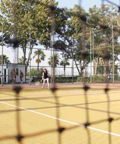 İzmir'de ücretsiz sporun yeni adresi Göztepe sahili oldu!