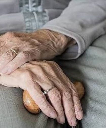 İdrar kaçırma hastalık mı değil mi? Uzm. Dr. Derya Burankulu açıkladı