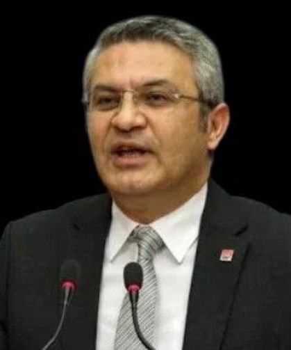 CHP'deki istifalara dikkat çeken Oğuz Kaan Salıcı: Bu artık bölünme değil, dağılma!