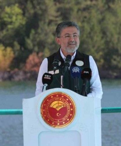 Müjdeli haberi Bakan Yumaklı duyurdu: Tarım ve Orman Bakanlığı bin 874 personel alacak