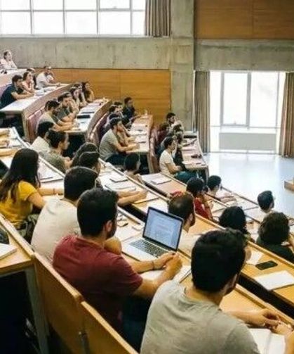Binlerce öğrenci bu haberi bekliyordu! Resmi Gazete'de yayımlanan gelişmeyi YÖK Başkanı Erol Özvar duyurdu