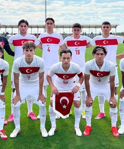 İzmir’in gururu Altınordu’dan milli takım çıkarması: Yusuf Sivaslıoğlu ve Kuzey Yıldız parlıyor