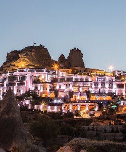 Turistlerin akın ettiği dev otel için flaş karar!