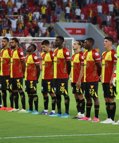 Göztepe’den sol beke genç takviye! BAE’den transfer geldi