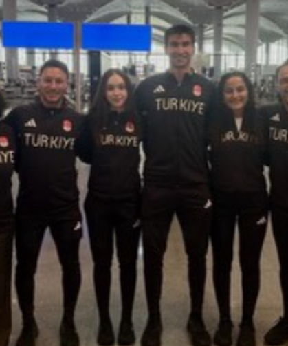 İzmir’in padeldeki milli gururları Taranto’da! Alihan Özbayrak ve Ünsal Toker madalya peşinde