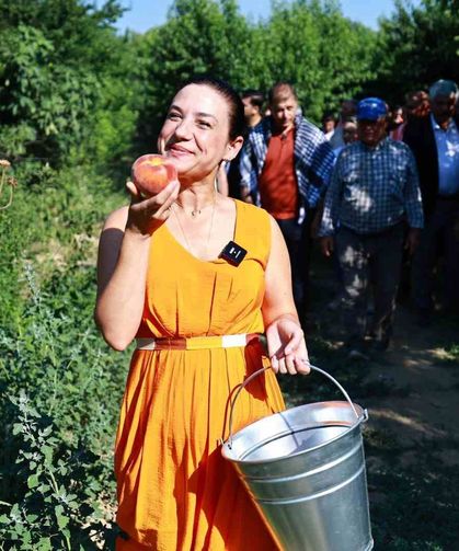 Yeni Parti saflarına katılan Filiz Ceritoğlu Sengel: Bu büyük yürüyüşün parçası olmaktan onur duyuyorum
