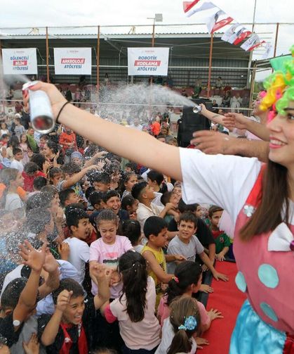 Bayraklı’da Mahalle Şenlikleri sürüyor! Bu kez o mahallede buluşacaklar
