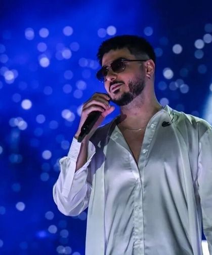 İEF’te lazer krizi: Semicenk konsere ara verdi!