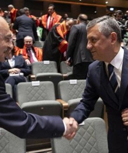 Özgür Özel'in İsmet Paşa sözlerine tepki: “Mesele basit bir el sıkışmadan ibaret değil”