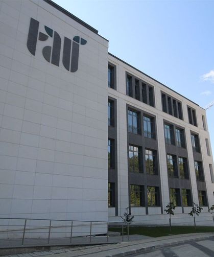 Türk-Alman Üniversitesi’nden kadın öğrencilere iki dönem ek süre