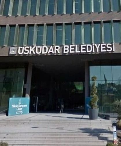 Üsküdar’da 4 CHP’li üye AK Parti’ye geçti