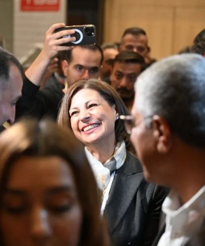 Yeni Parti ve CHP arasında Ayşe Ünlüce polemiği: Özgür Özel'in sözlerine yanıt gecikmedi