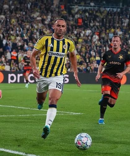 Fenerbahçe evinde galibiyeti kaçırdı: 2-0'dan döndüler!