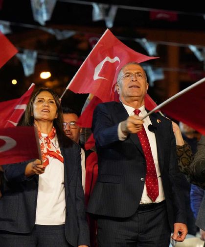 Cumhuriyet Bayramı’nda Gaziemir kırmızı beyaza bürünecek!