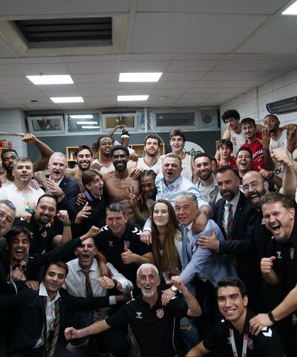 Karşıyaka, Bahçeşehir Koleji deplasmanında galibiyet arıyor!