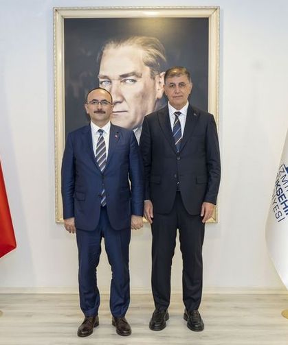 Tugay, Karayolları Genel Müdürü Gülşen ile görüştü: İzmir’in ulaşım projeleri masaya yatırıldı