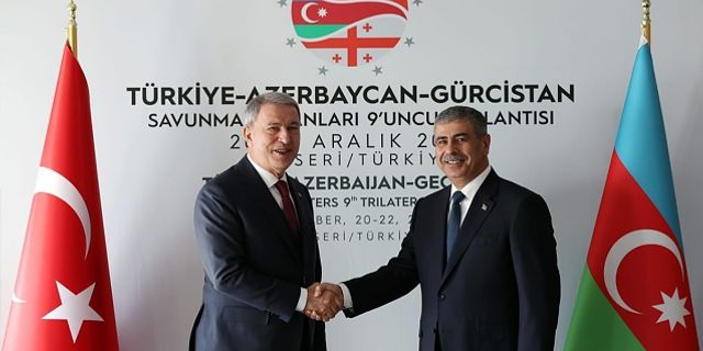 Bakan Akar, Gürcistan ve Azerbaycan savunma bakanları ile görüştü
