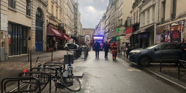 Paris'te kanlı saldırı; 2 kişi öldü, 4 kişi yaralı