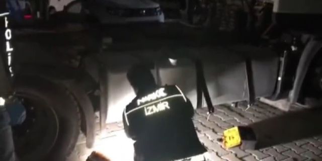 İzmir’de tırda akaryakıt deposunda 58 kilo uyuşturucu çıktı