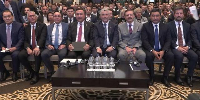 Ticaret Bakanı Bolat Türk Dünyası İş Forumu'na katıldı