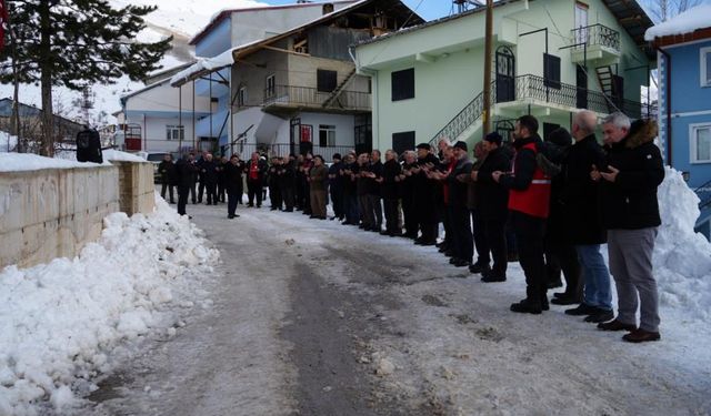 Bayburt'ta 31 yıl önceki çığ felaketinde hayatını kaybedenler unutulmadı