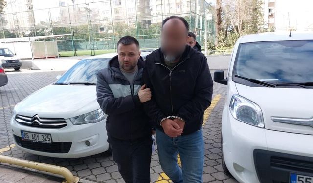 Samsun'da evine gelip eşini rahatsız etti diye yüzünden bıçakladı!