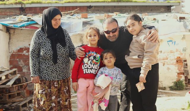 Konak'ta içler acısı manzara: Anneanne 4 torununa bakmak için mücadele ediyor
