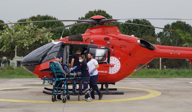 Vezirköprü'de kalp krizi geçiren adamı ambulans helikopter kurtardı!
