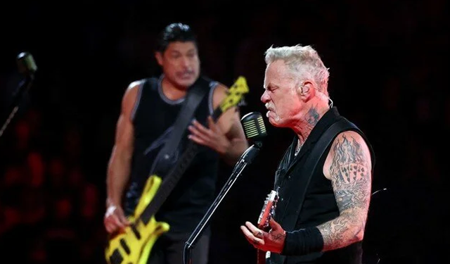Metallica'dan Hetfield, arkadaşına son veda olarak dövme yaptırdı