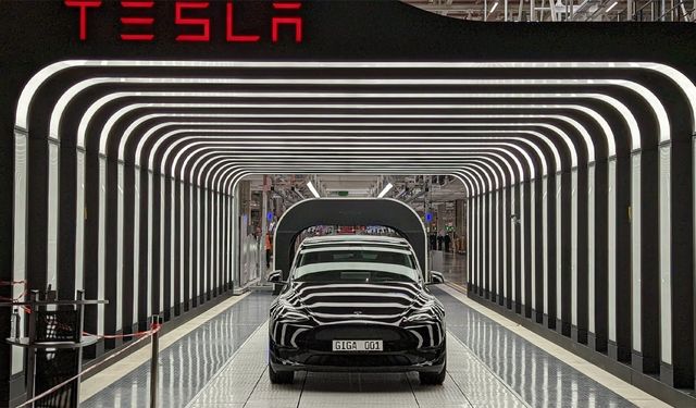 Tesla'dan dev hamle: Elektrikli otomobil fiyatlarında küresel çapta indirim!