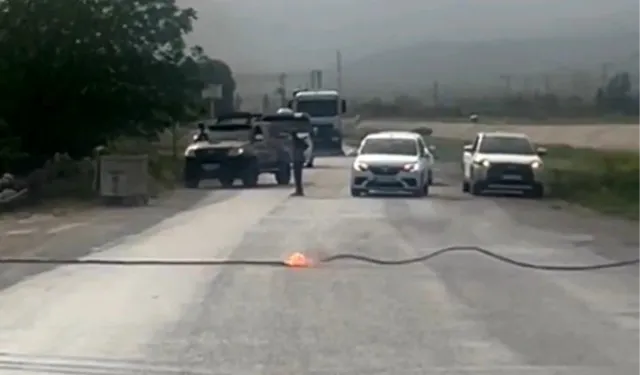 Tokat'ta kamyonun takıldığı elektrik kablosunun patlaması paniğe yol açtı!