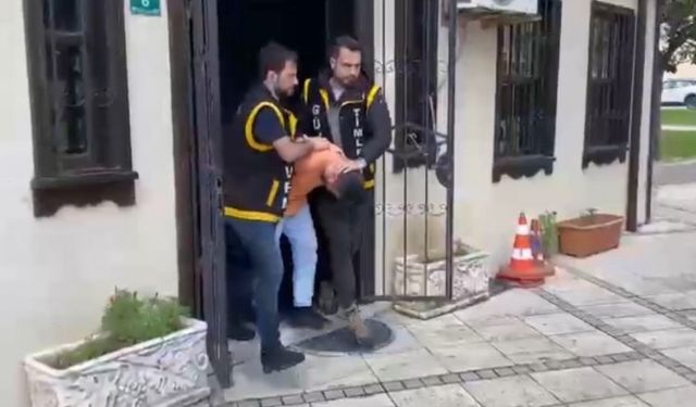 Bursa'da yakalan uyuştucu taciri polisleri şoke etti: ''Kurban keseceğim, bayrama kadar çıkar mıyım?''