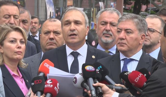 CHP'li Özçağdaş: Yusuf Tekin beka sorunudur!
