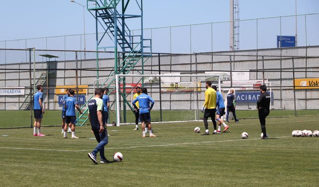 Çaykur Rizespor Teknik Direktörü İlhan Palut'dan gündemle alakalı önemli açıklamalar!