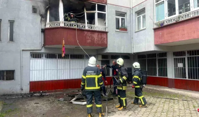 Tokat'ta küçük çocuğun oyunu yangına sebep oldu: Facianın eşiğinden dönüldü!