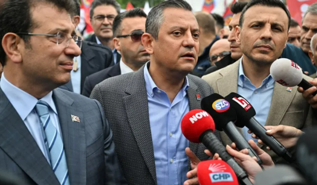 Özgür Özel'den canlı yayında önemli açıklama: Bakanlar CHP'ye brifing vermeye başlayacak!