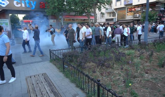 Hakkari protestosu Siirt'te devam etti: Polis müdahele etti!