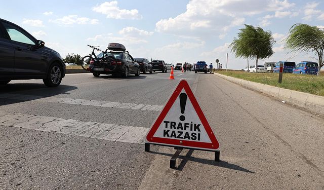 Isparta'da traktör kazası: 8 yaşındaki çocuk öldü, annesi yaralandı!