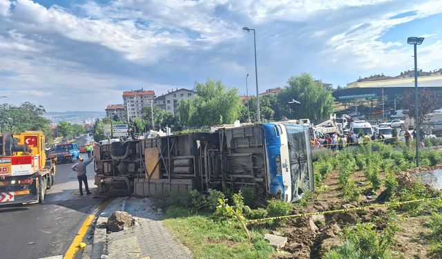 Ankara'da belediye otobüsü kazası: 5 yaralı
